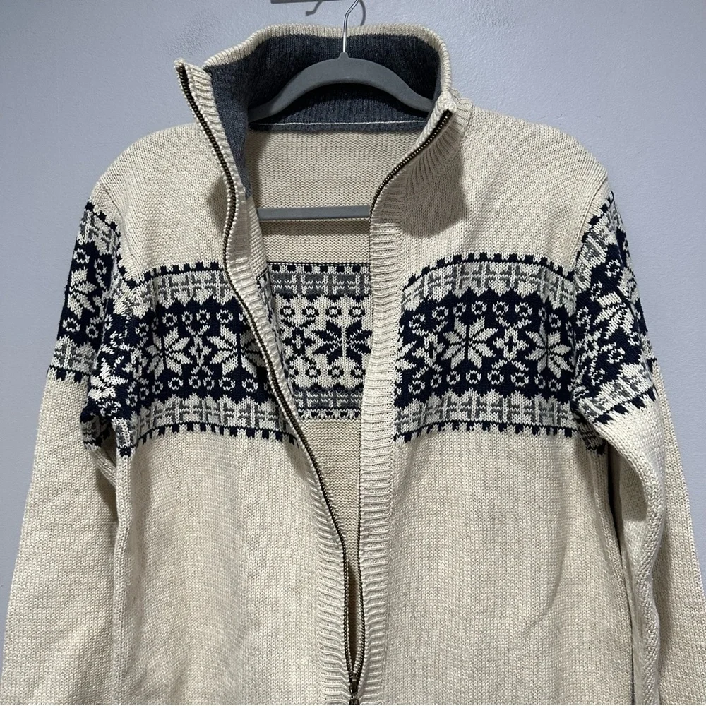 N/A new knitted